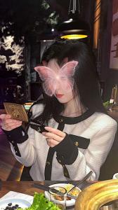 611390444: Chica busca chico en Madrid