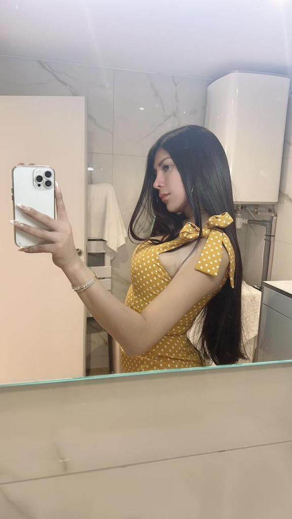 674048976: Travesti en Barcelona