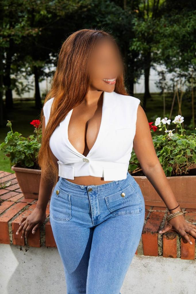 613681085: Chica busca chico en Vizcaya