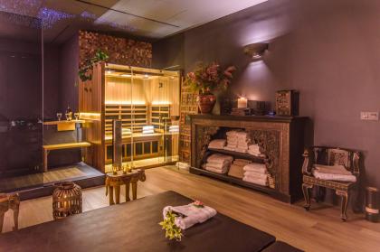 624750773: Chica busca chico en Madrid