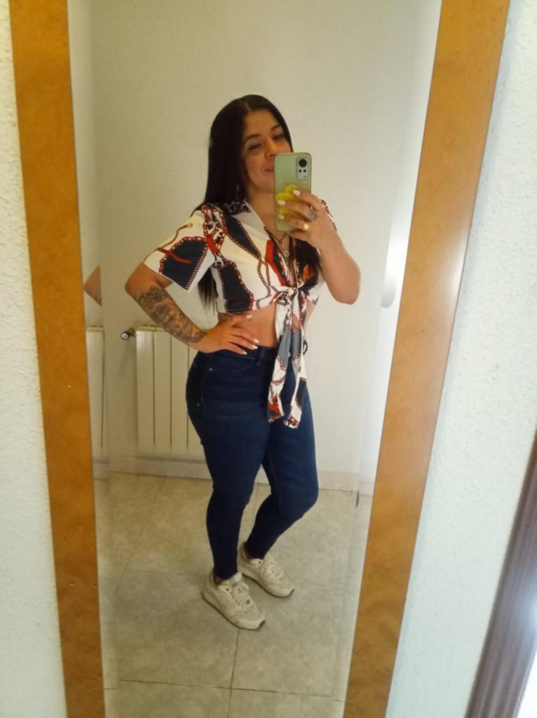 641990193: Chica busca chico en Madrid