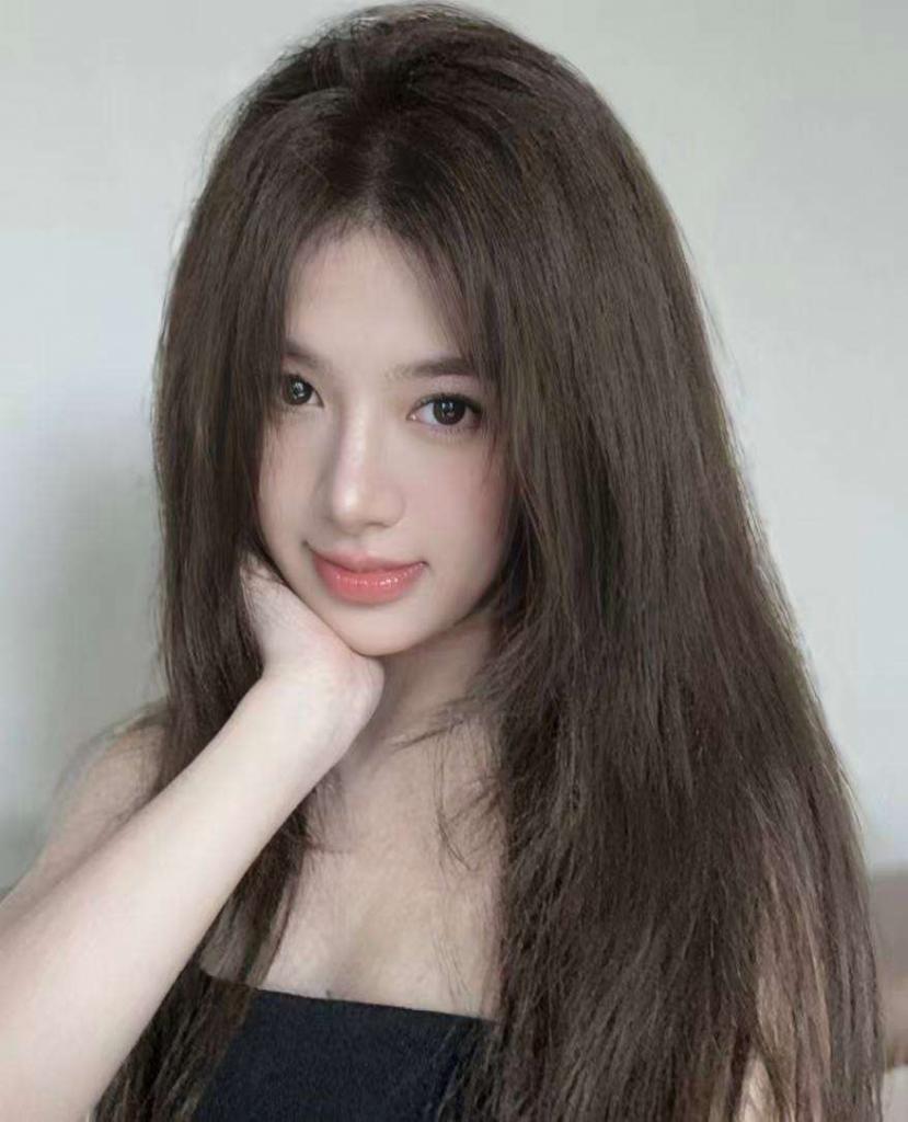 658699612: Chica busca chico en Barcelona