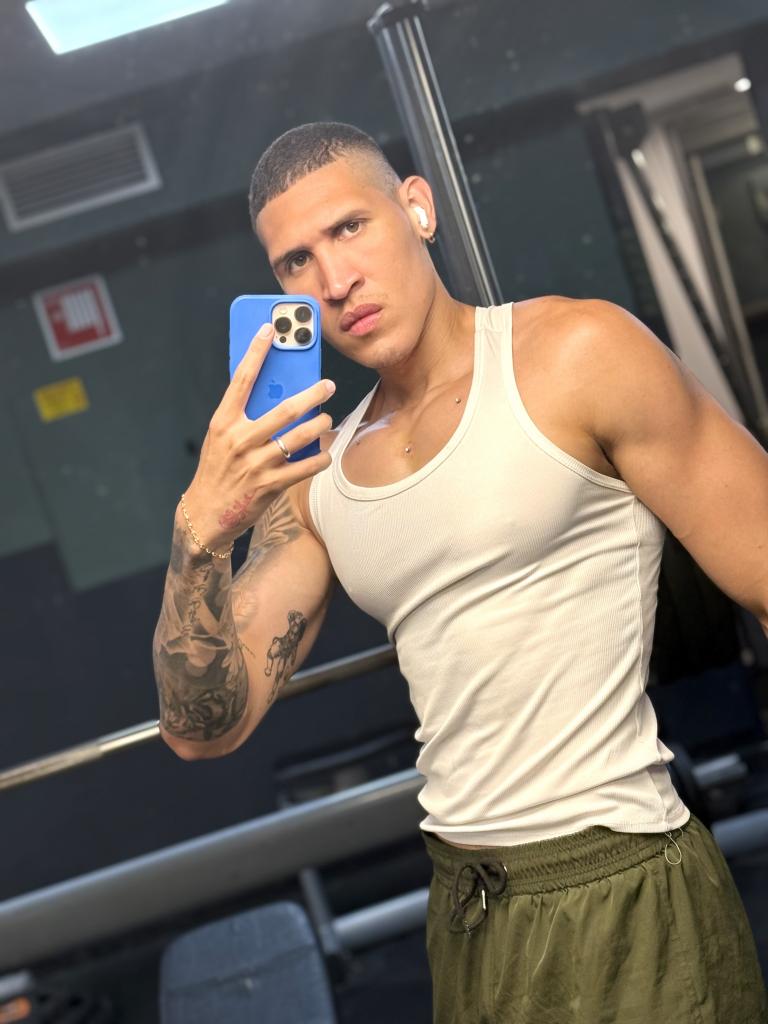 612230219: Chico busca chica en Mallorca