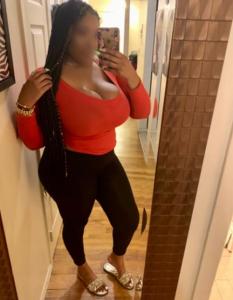 Chica busca chico en Sevilla: 