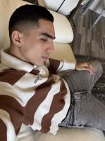 613158331: Chico busca chica en La Coruña