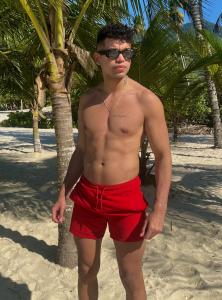 615771548: Chico busca chica en Las Palmas