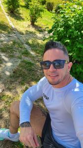 613699028: Chico busca chica en Madrid