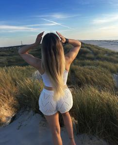 662974583: Chica busca chico en Pontevedra