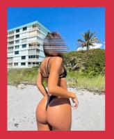 614204881: Chica busca chico en La Coruña