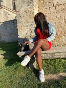 641387047: Chica busca chico en Sevilla