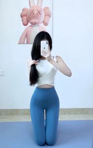 617298383: Chica busca chico en Madrid