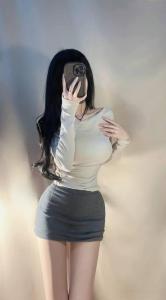 617298383: Chica busca chico en Madrid