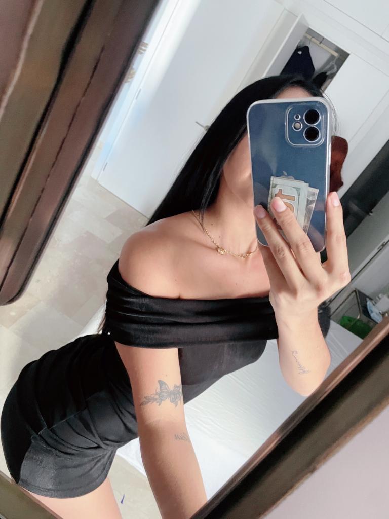 627067638: Chica busca chico en Cádiz