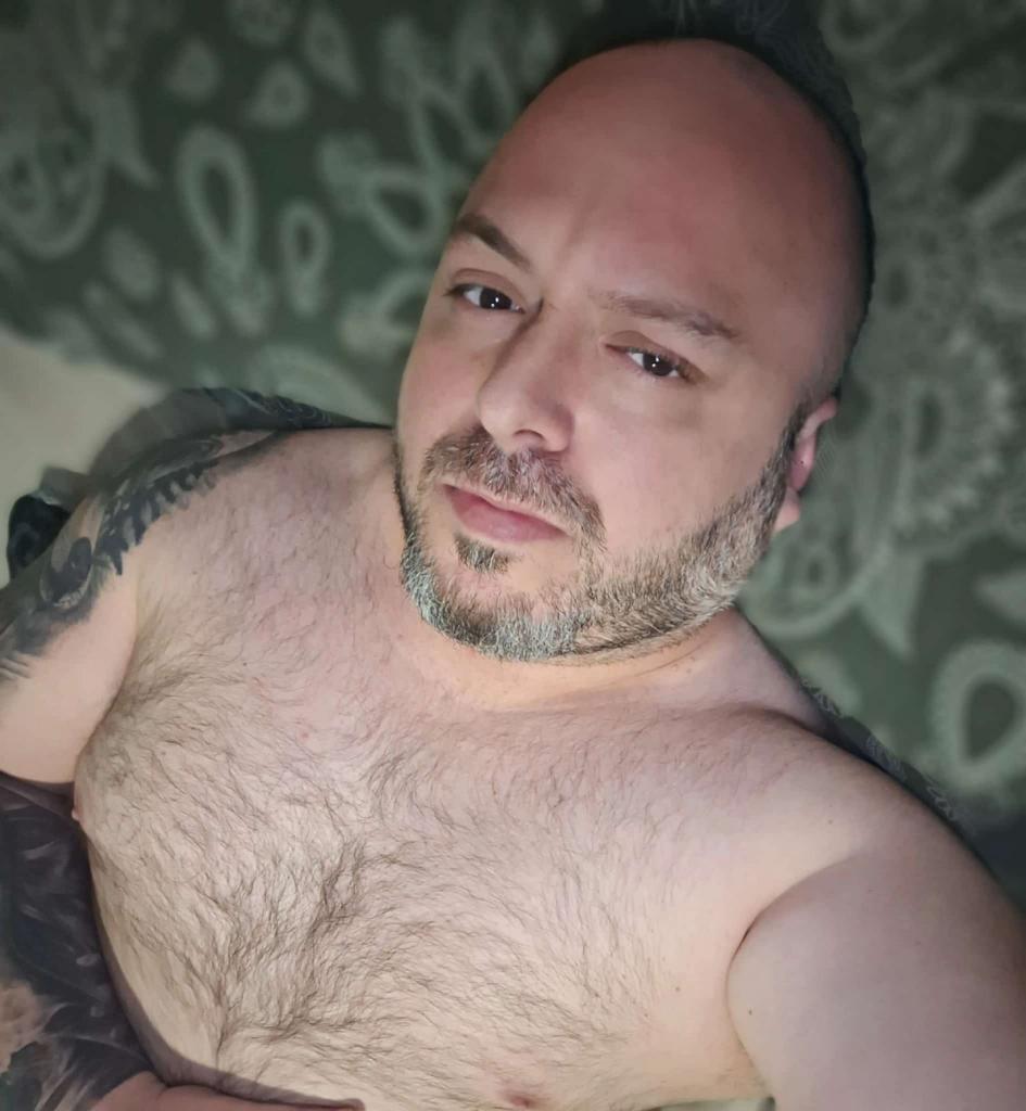 689736844: Chico busca chica en La Coruña