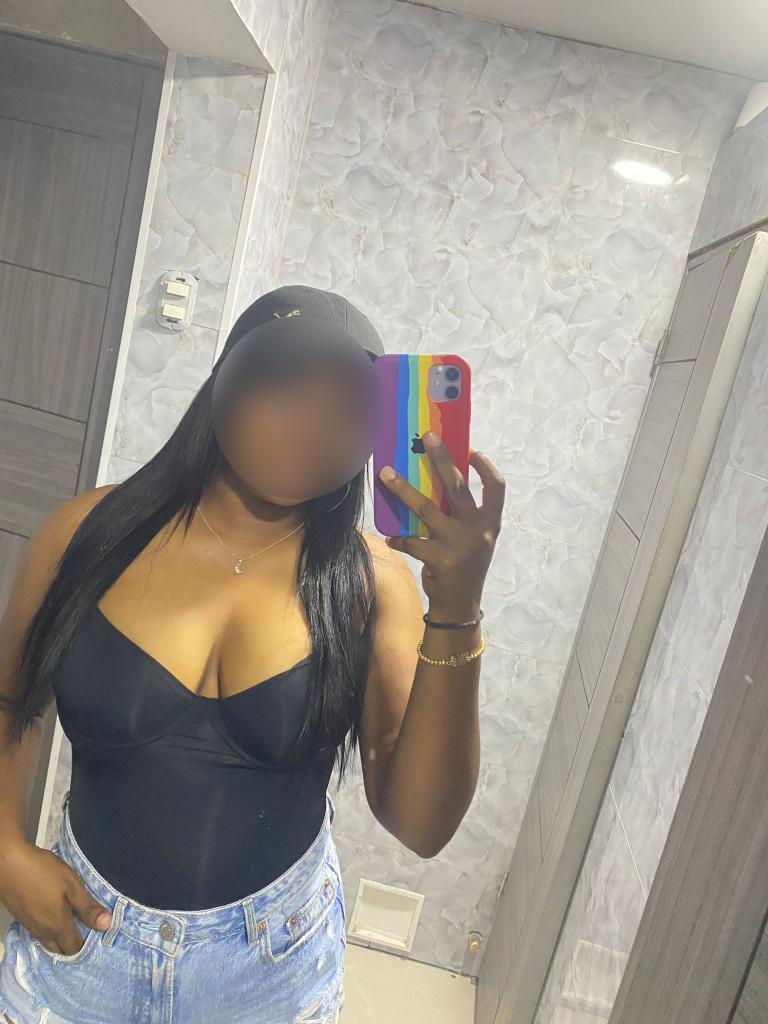 625683510: Chica busca chico en Huesca