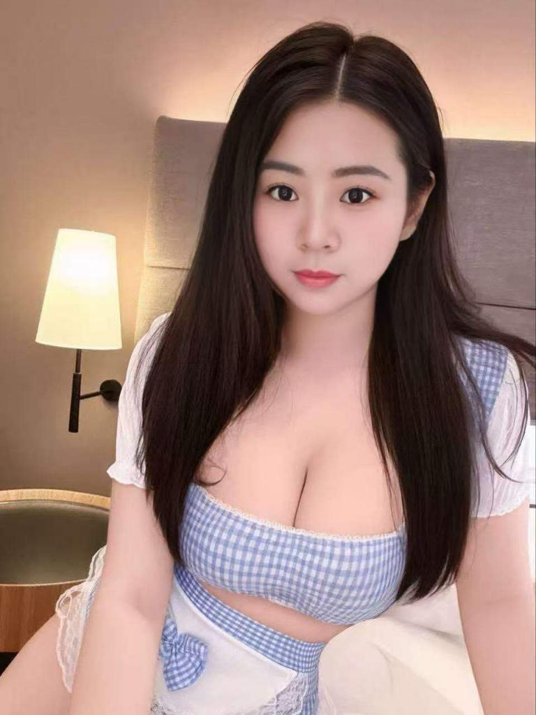 624108567: Chica busca chico en Madrid