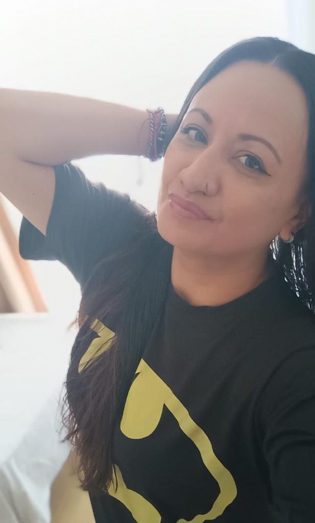 671540215: Chica busca chico en Alicante