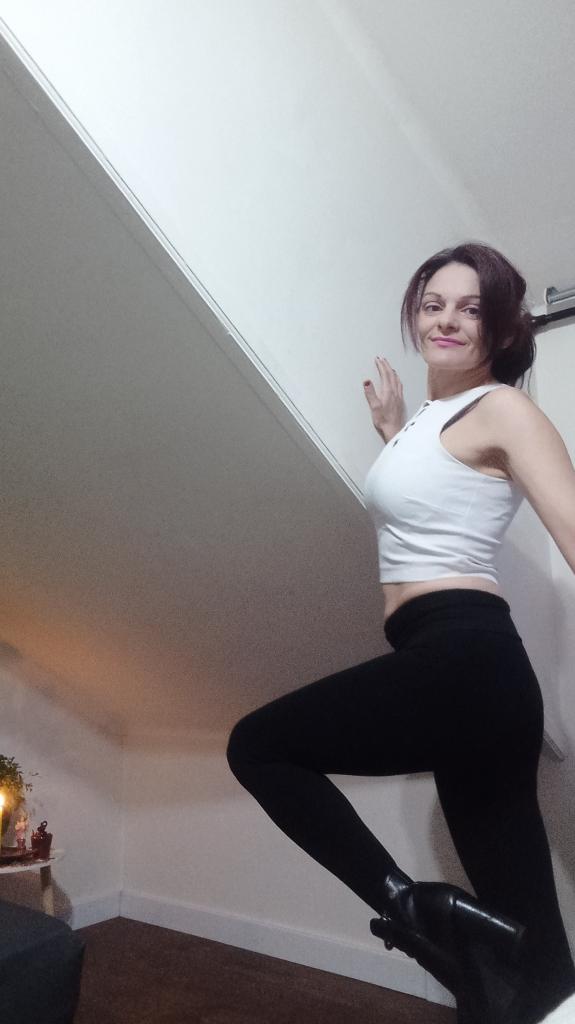 685550910: Chica busca chico en Pontevedra