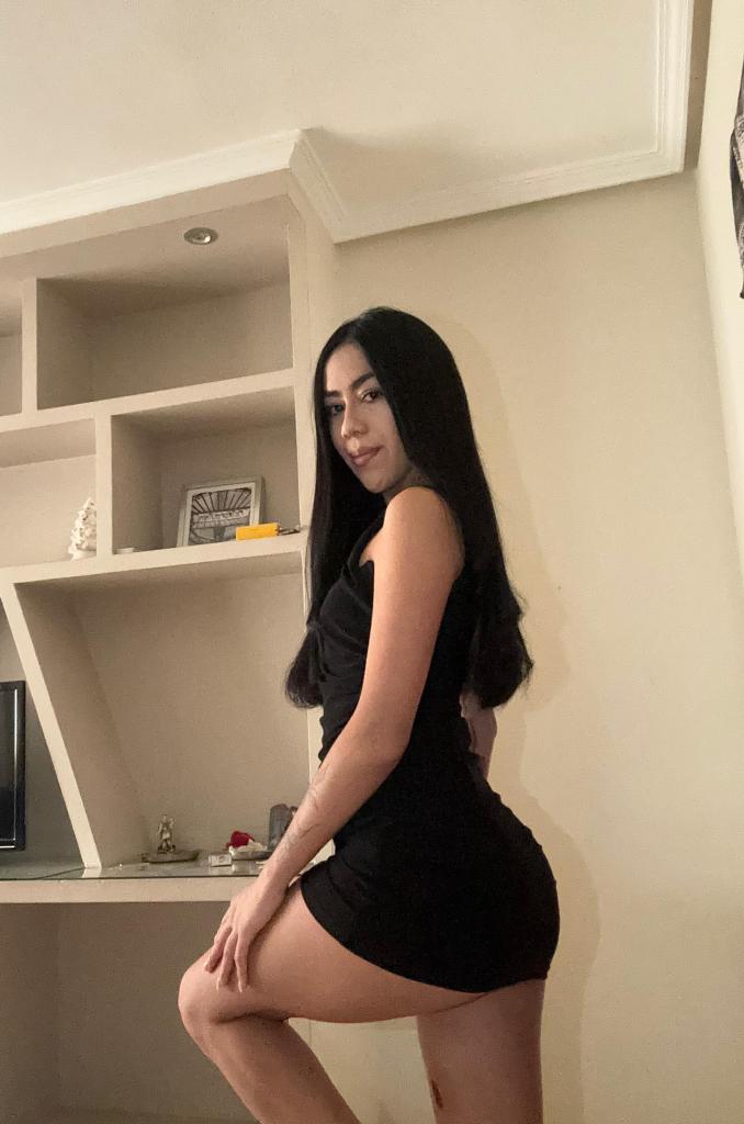 631710671: Chica busca chico en Tarragona