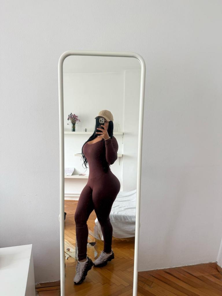 658727040: Chica busca chico en Tarragona