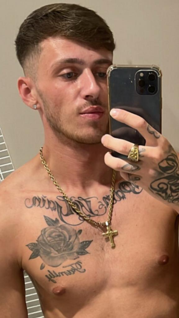 626963893: Chico busca chica en Cádiz