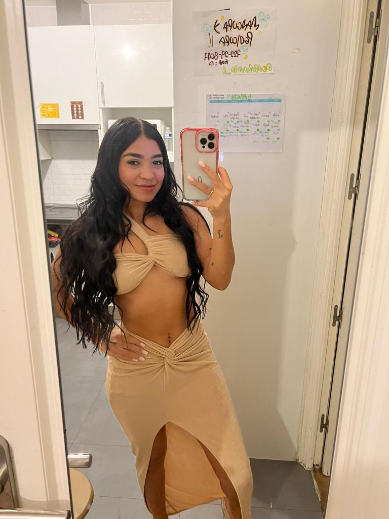 643492837: Chica busca chico en Tenerife