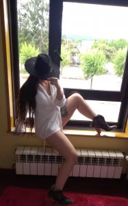 625273835: Chica busca chico en La Coruña