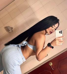 611330187: Chica busca chico en Madrid