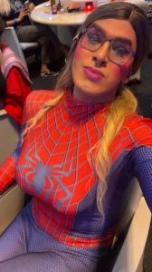 662475434: Transexual en Ibiza