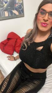 662475434: Transexual en Ibiza