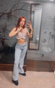 674932055: Chica busca chico en Alicante