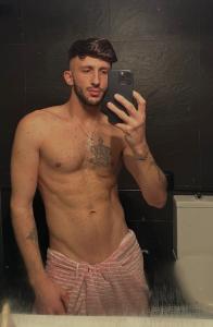 610839318: Chico busca chica en Madrid