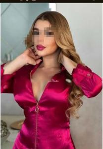 644669936: Chica busca chico en Sevilla