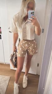 632467580: Chica busca chico en Málaga