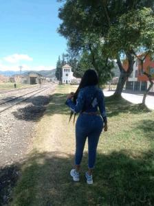 634125140: Chica busca chico en Zaragoza