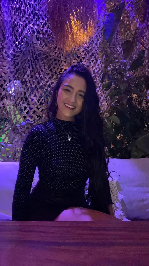 602454103: Chica busca chico en Granada