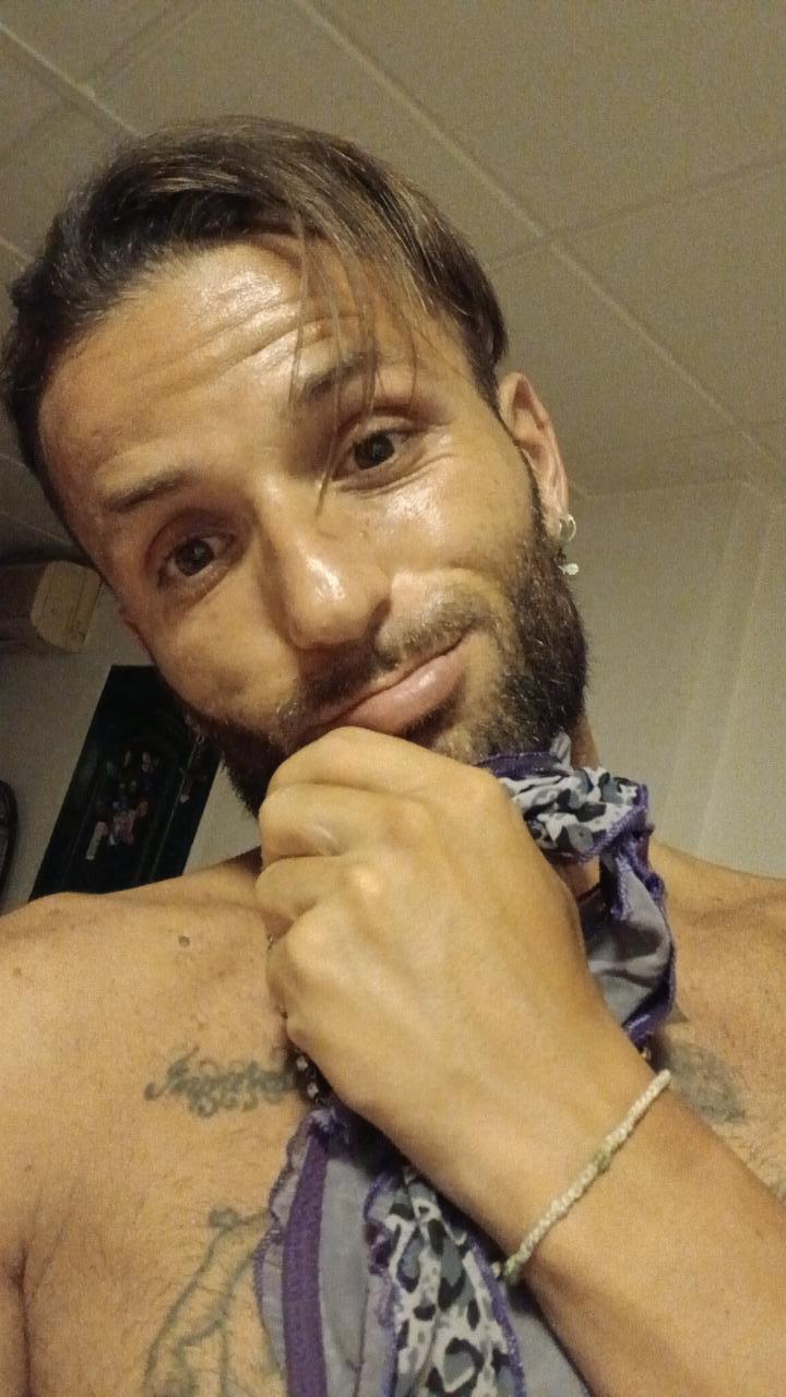 632735808: Chico busca chica en Málaga