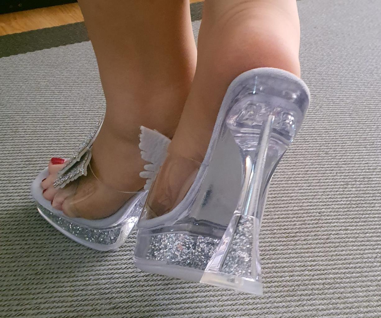 653151856: Chica busca chico en La Coruña