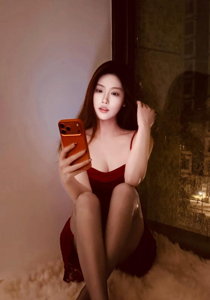 636641374: Chica busca chico en Madrid