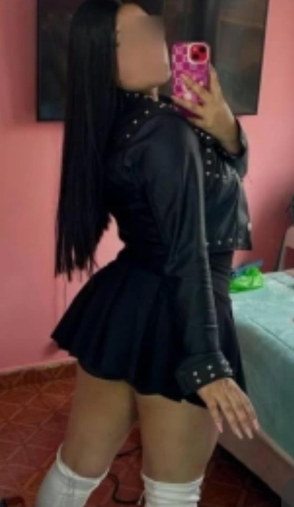 632360826: Chica busca chico en Madrid