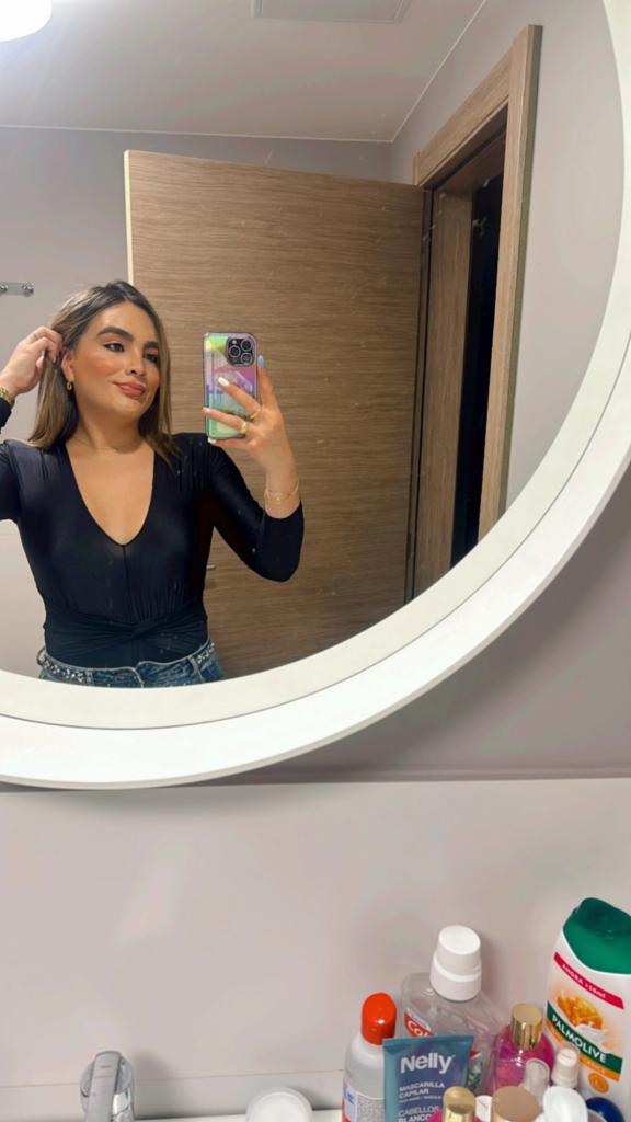 722277052: Transexual en La Coruña