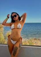 631137322: Chica busca chico en Barcelona