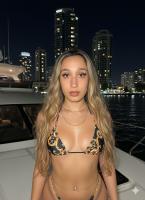 603577559: Chica busca chico en Barcelona