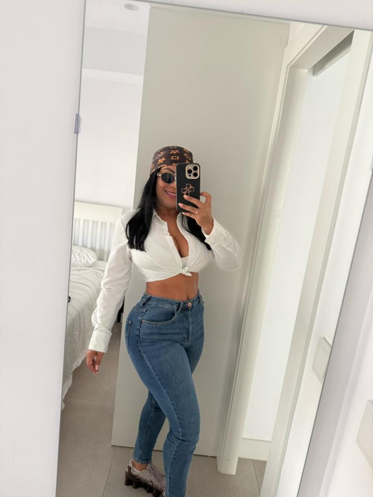 658727040: Chica busca chico en Tenerife