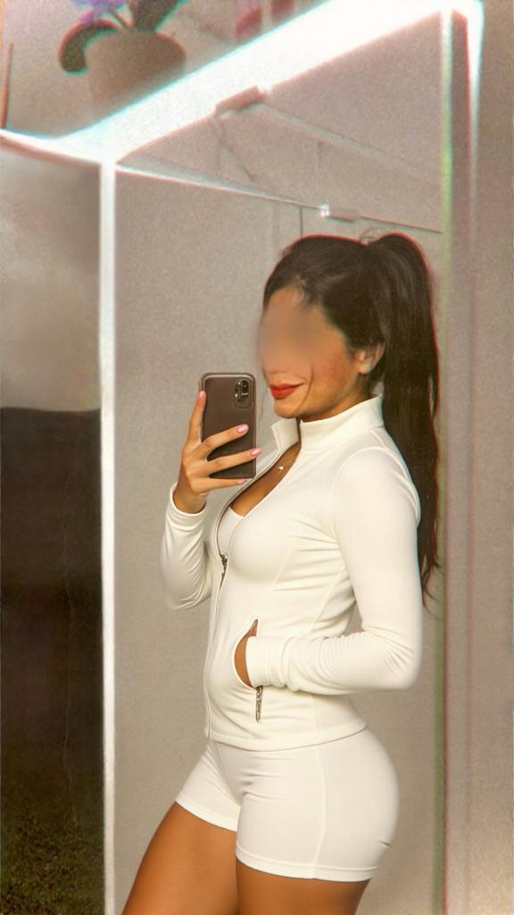 Chica busca chico en Tenerife: 