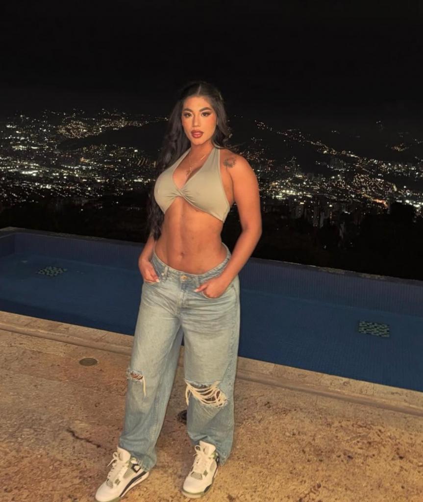 Chica busca chico en Tenerife: 