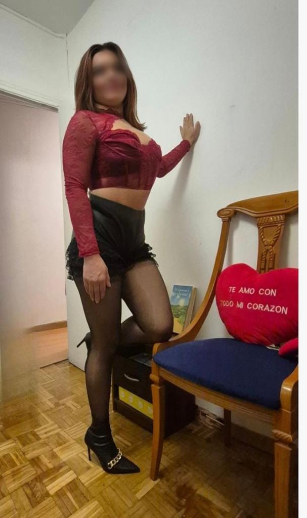 671475449: Chica busca chico en Madrid