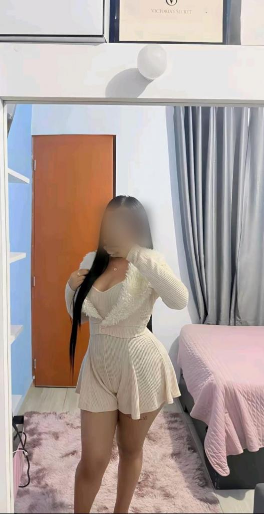 631415149: Chica busca chico en Cáceres
