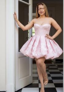 613800355: Chica busca chico en Barcelona