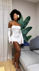 615687097: Chica busca chico en Pontevedra
